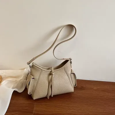 LUXURY SHOULDER BAGS 
